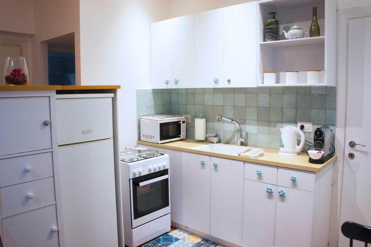 Simply - Idelson Street *