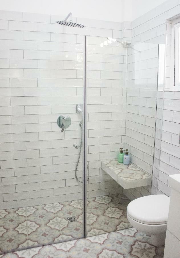Simply - Idelson Street Apartment