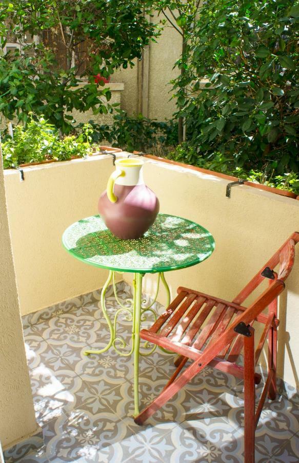 Simply - Idelson Street Tel Aviv